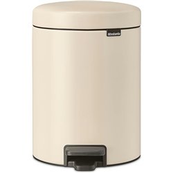 Brabantia - NewIcon Cubo de Pedal 5L - Papelera Pequeña para Baño o Aseo - Tapa de Cierre Suave - Funcionamiento con Pedal Liger